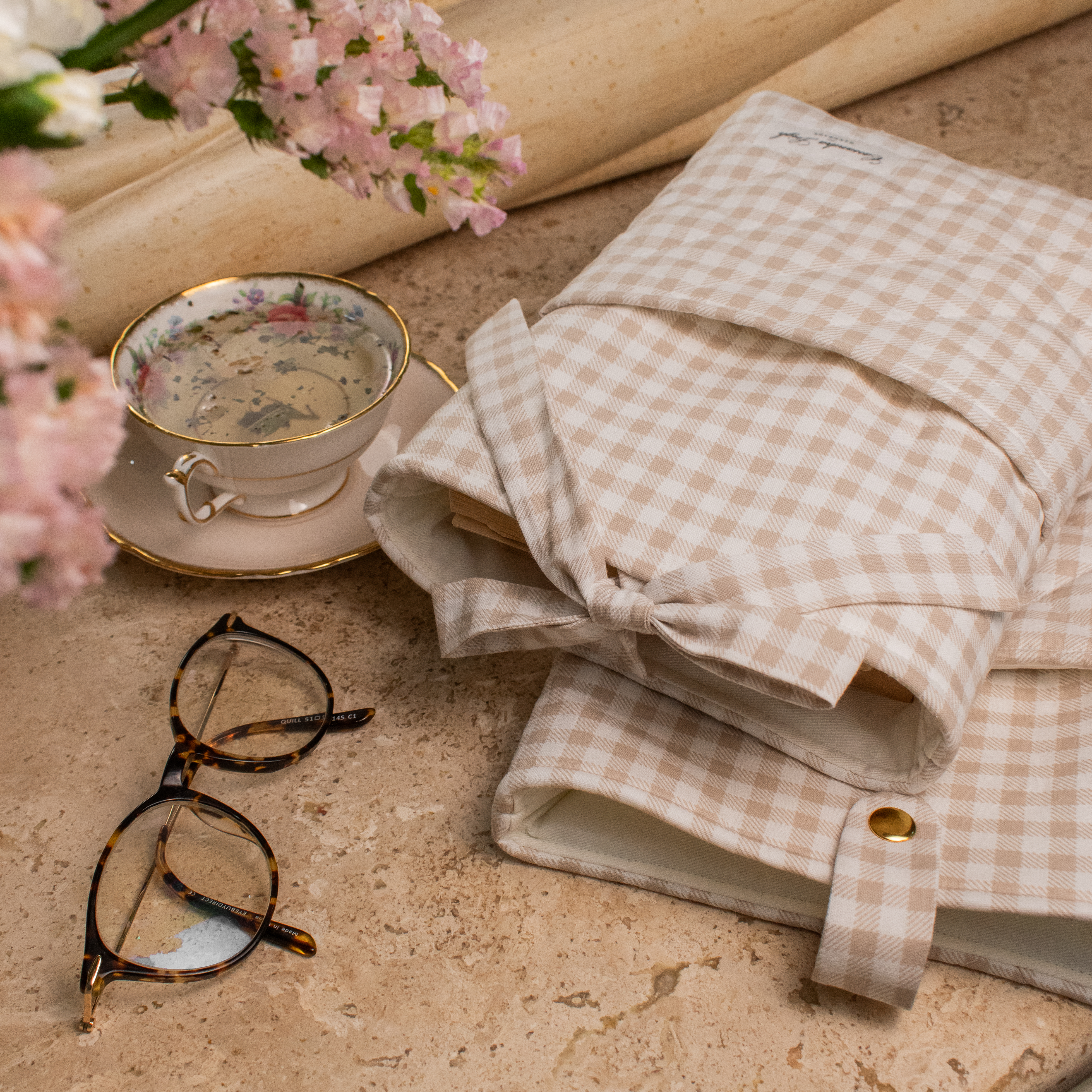 Cassandra Leigh Handmade - Book Sleeve with Pocket - sand, tan, beige gingham, checkered, neutral-coloured Customizable Quilted Book Bag Cover, Protective Bible Sleeve, Christian Gift with Bow or Snap